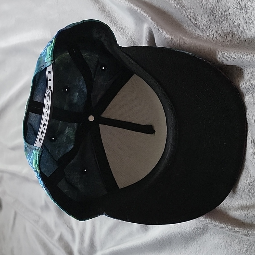 Multicolored Snapback Hat - Picture 3 of 3